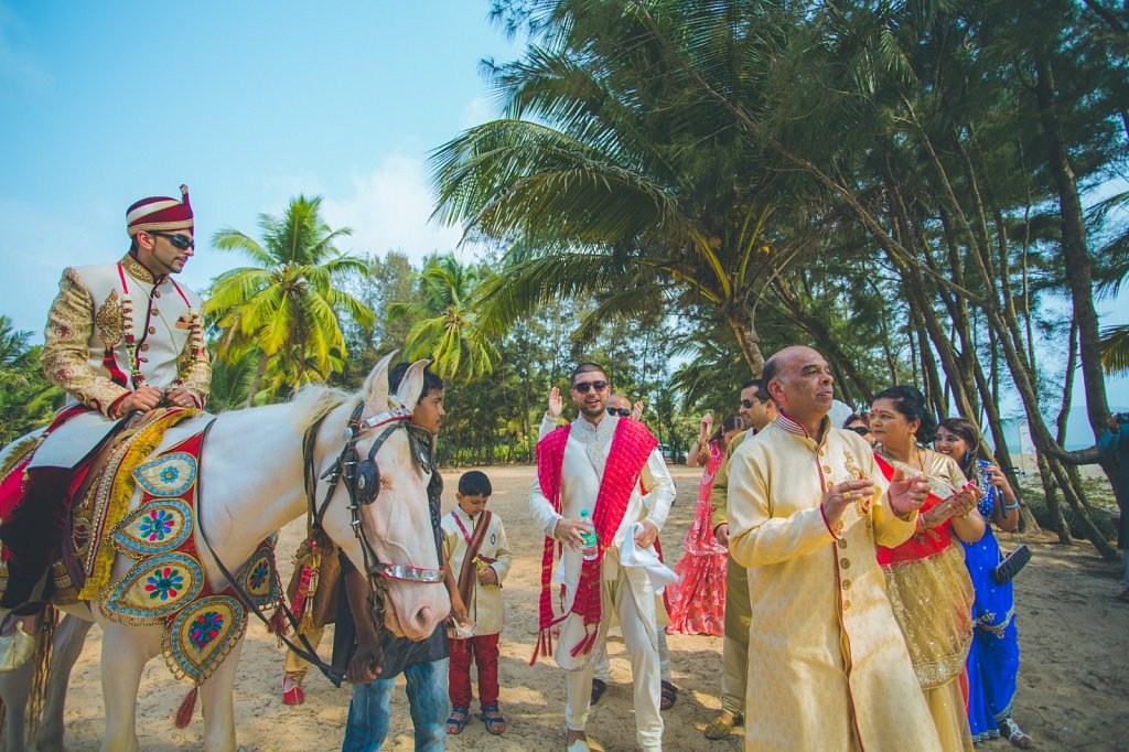 Beach-wedding-photography-shammi-sayyed-photography-India-9.jpg